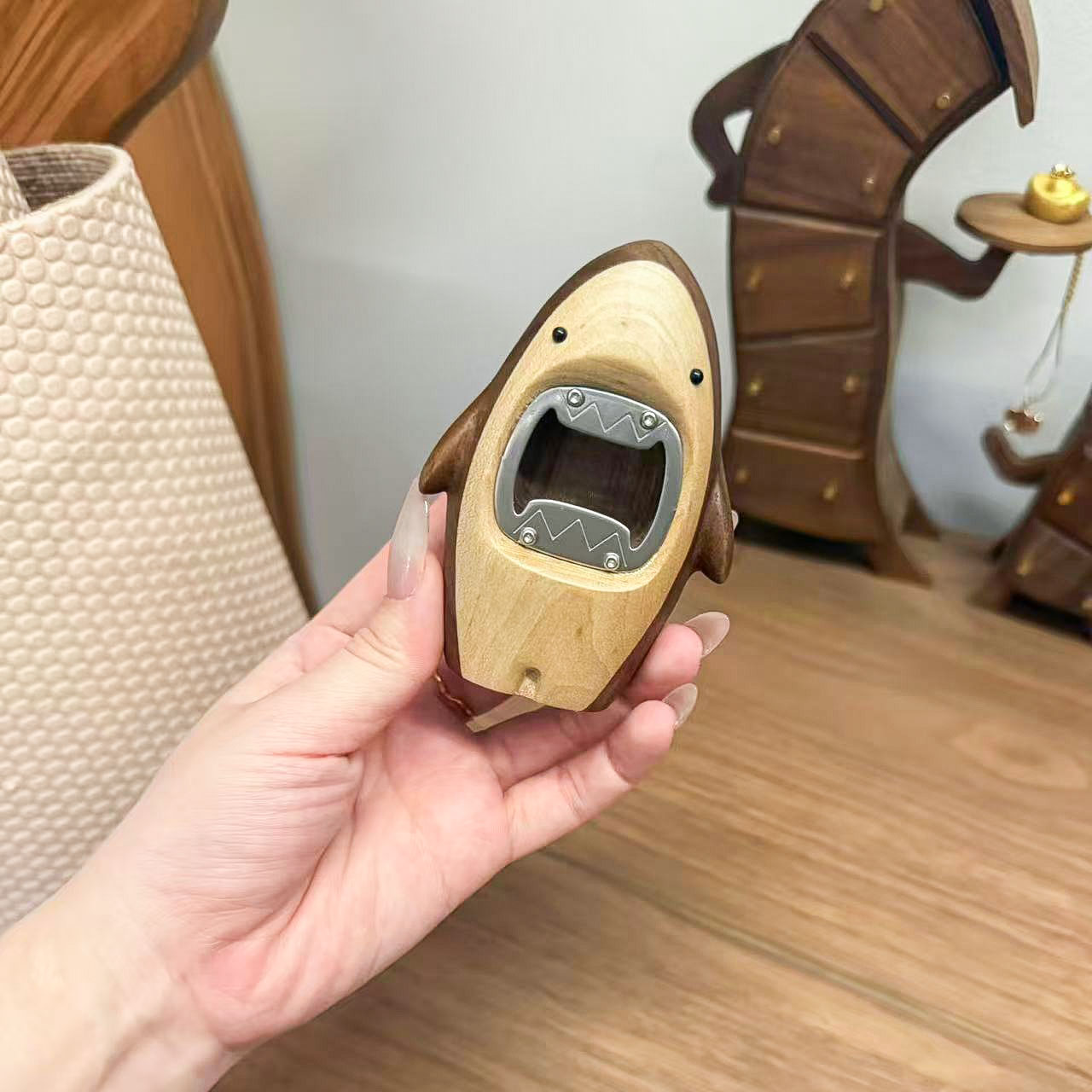 Creative Wooden Shark Bottle O - Kitchen Gadgets For Gifts recension och pris